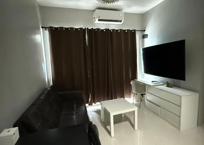 Staycation By Abii 3*